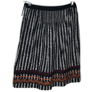 Edme & esyllte skirt.  Black and white.  Size 2